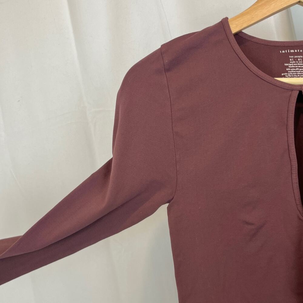 NWT FREE PEOPLE Intimately Makes Sense Top Keyhole Long Sleeve Purple Size M L - Picture 5 of 9